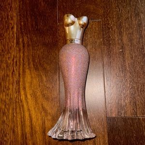 Paris Hilton Rose Rush Perfum